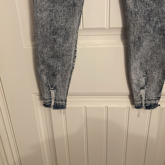 High Rise Button‎ Fly S.O.N.G Curvy Shark Bite Skinny Jeans women’s Sz 27 Blue - Picture 7 of 15